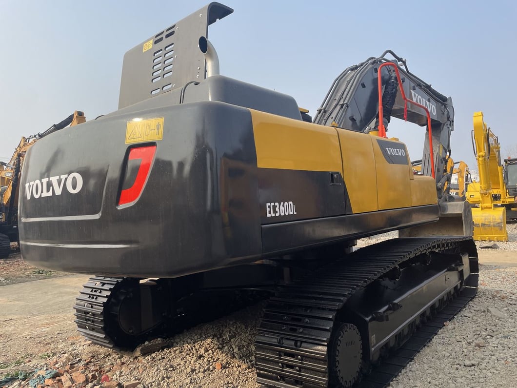 2022 Volvo EC360 Raupenbagger