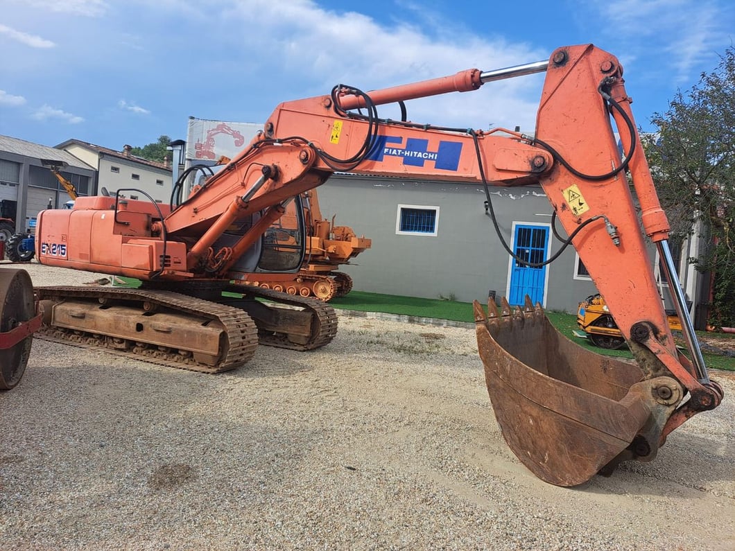 1998 Fiat-Hitachi EX 215 Crawler Excavator