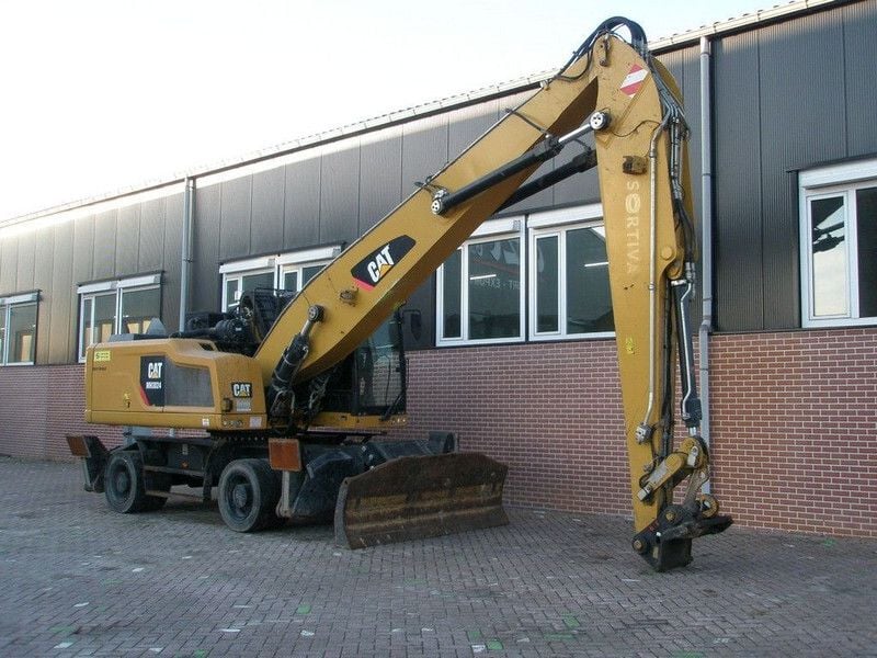 2015 Caterpillar MH3024 Material Handler