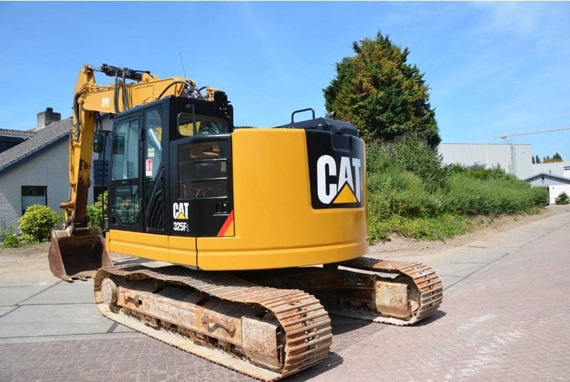 2016 Caterpillar 325FL Crawler Excavator
