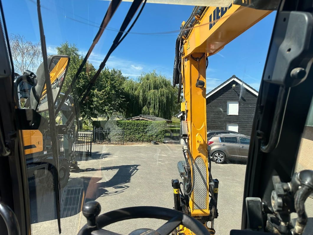 2014 Liebherr A916 Wheel Excavator