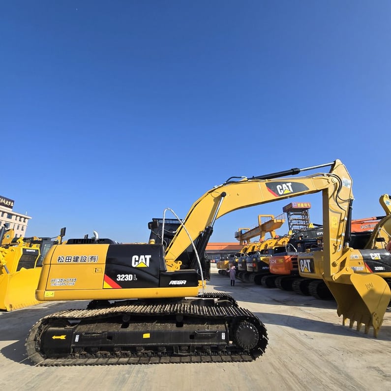 2022 Caterpillar 323DL Crawler Excavator