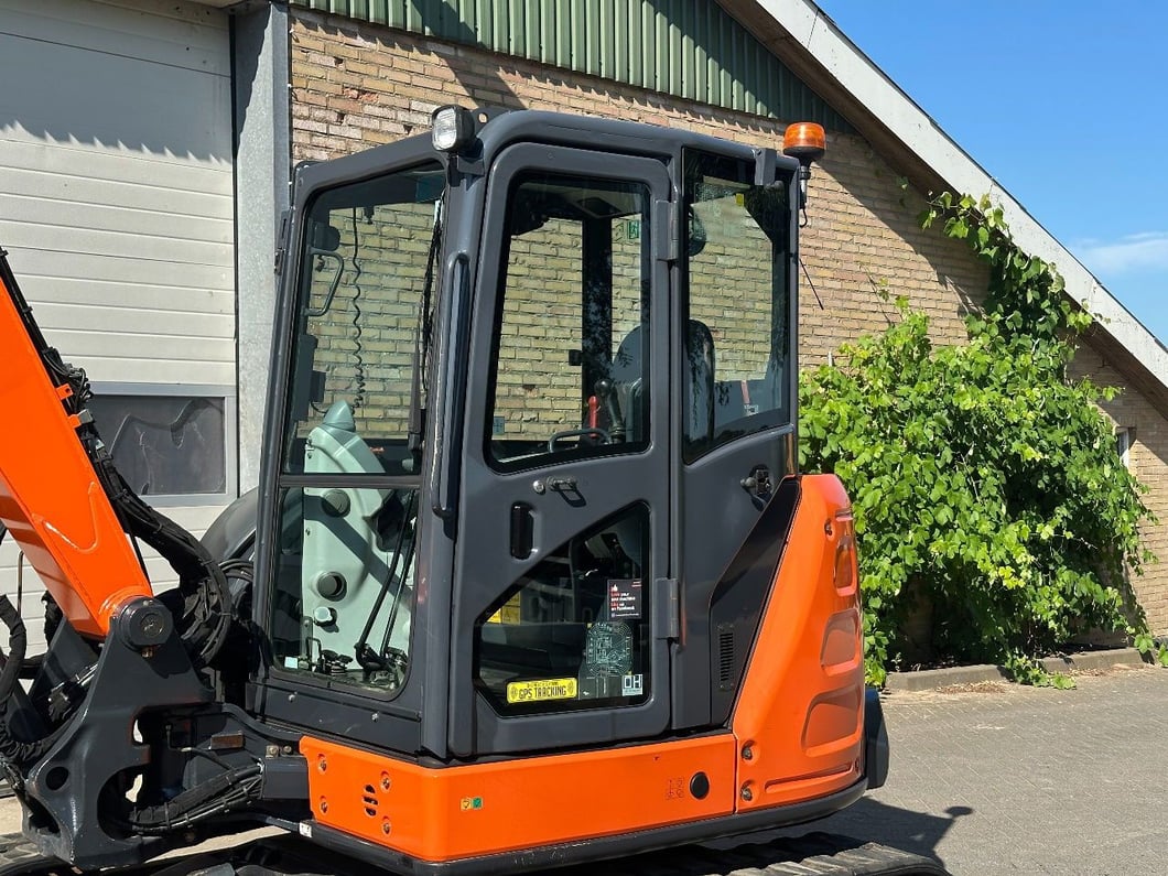 2015 Hitachi ZX65USB-5A Mini Excavator