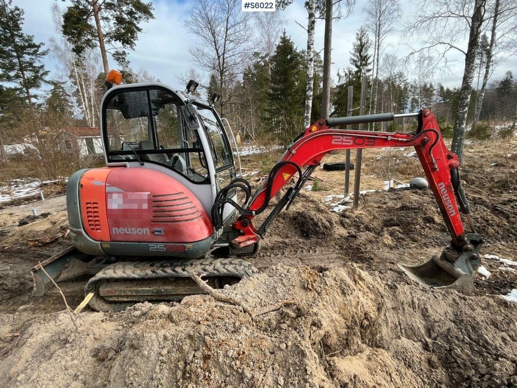 2007 Wacker Neuson 2503 RD Mini Excavator