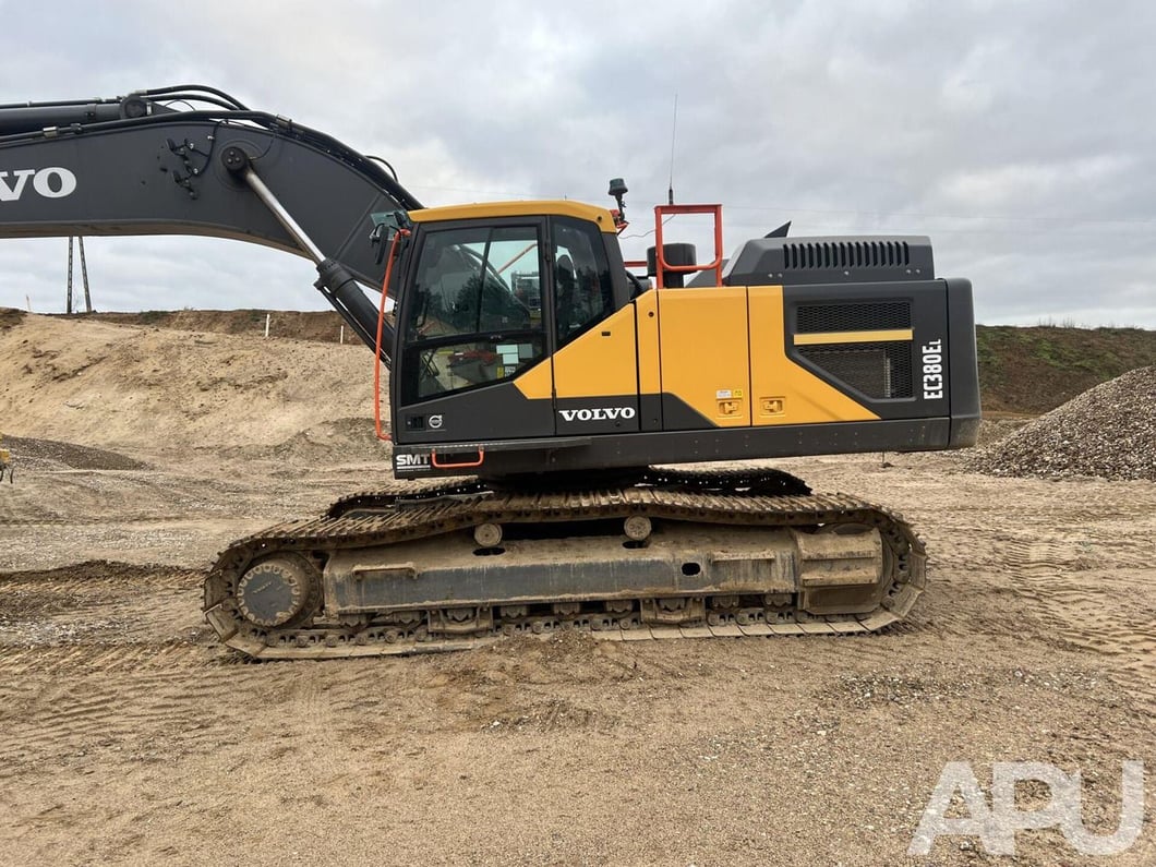 2023 Volvo EC380EL Crawler Excavator