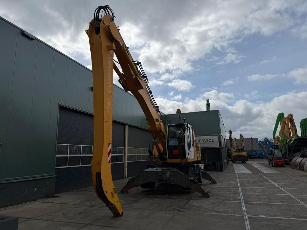 2010 Liebherr A924C Material Handler