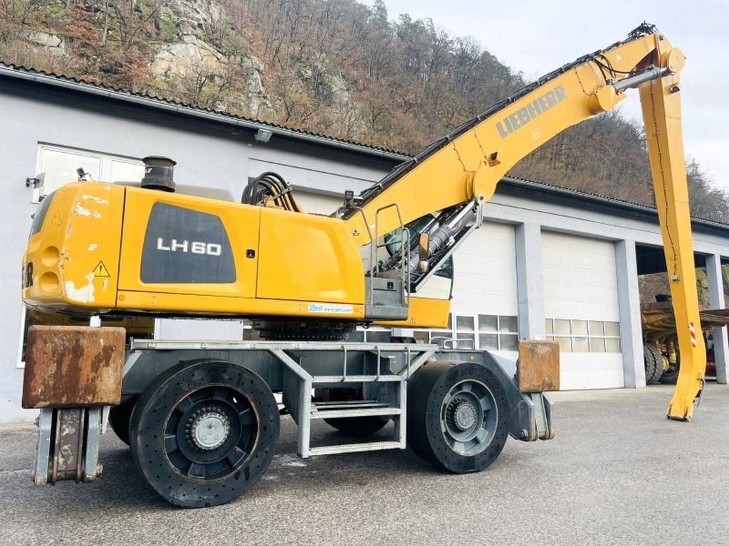 2017 Liebherr LH60 M LITRONIC Material Handler