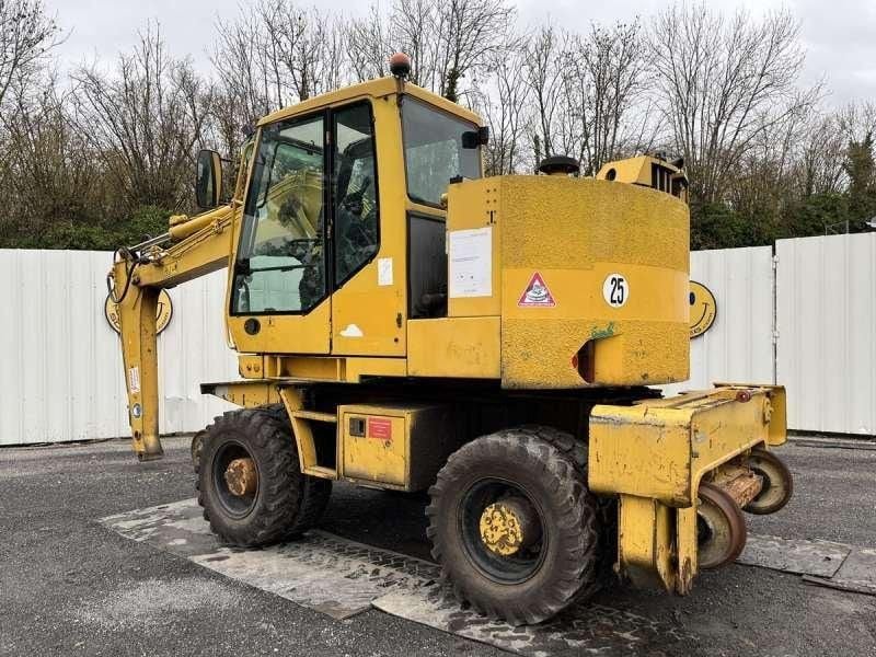 1997 CASE 788-PRR Wheel Excavator