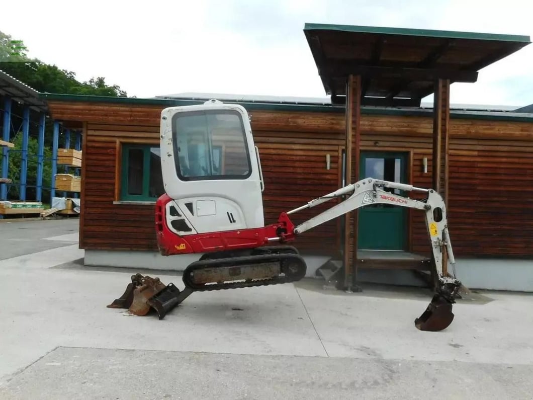 2015 Takeuchi TB216 Mini Excavator