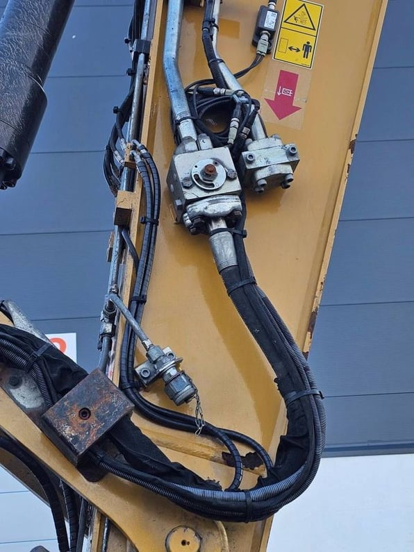 2018 Caterpillar M318F Wheel Excavator