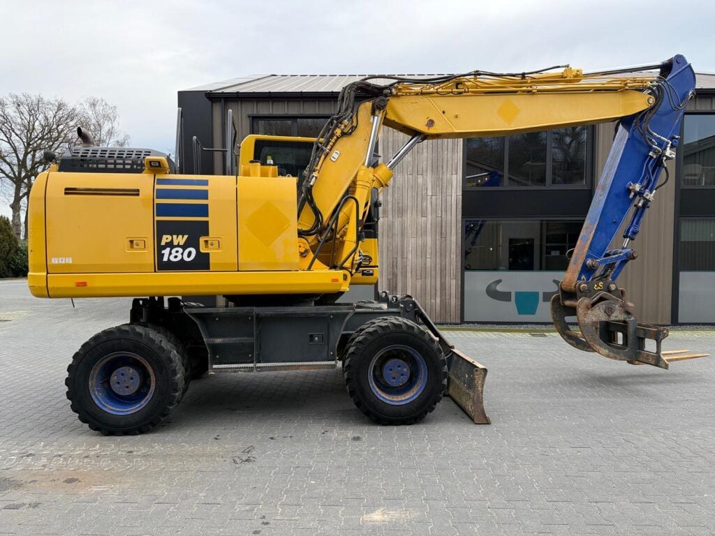 2018 Komatsu PW180-10 Wheel Excavator
