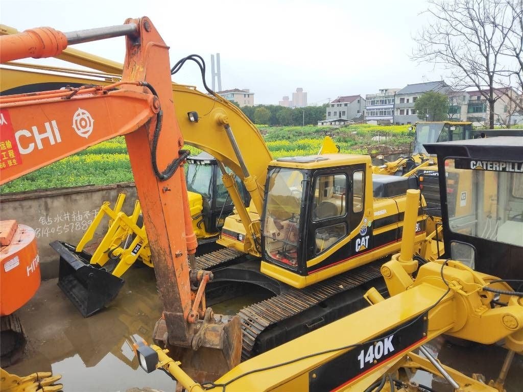 2019 Caterpillar 320B Crawler Excavator