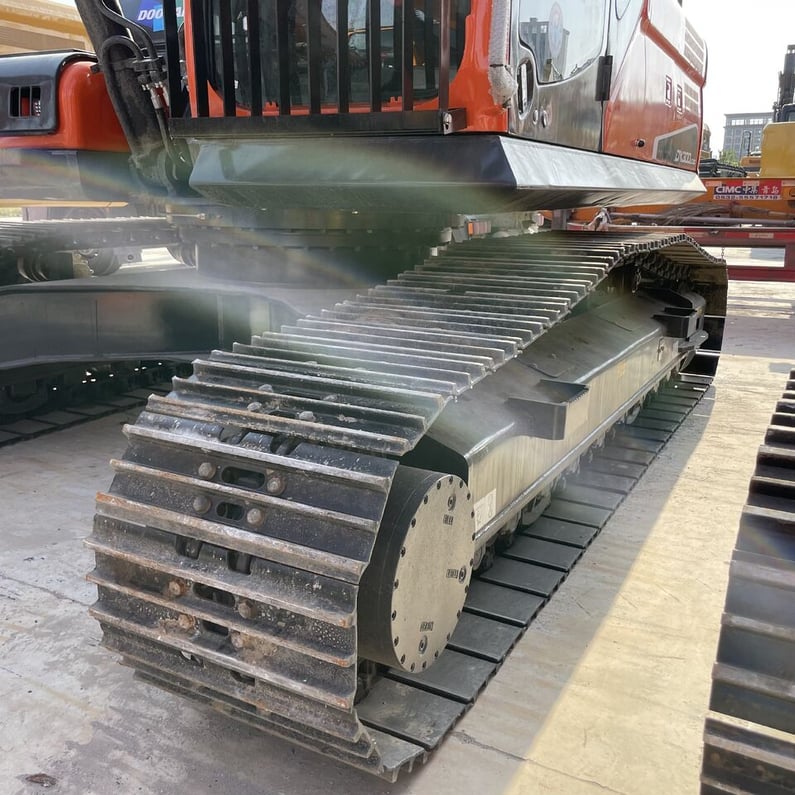 Doosan DX300 Crawler Excavator