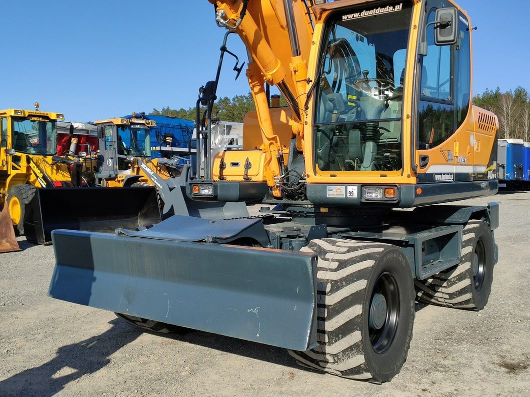 2014 Hyundai R140W-9 Wheel Excavator