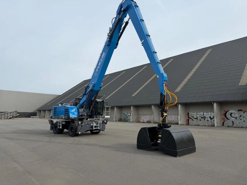2026 Fuchs MHL360 F Material Handler