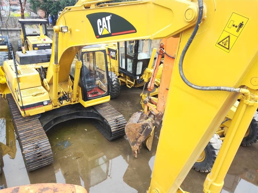 2019 Caterpillar 320B Crawler Excavator
