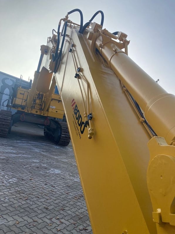 2005 Komatsu PC1250-7 Crawler Excavator