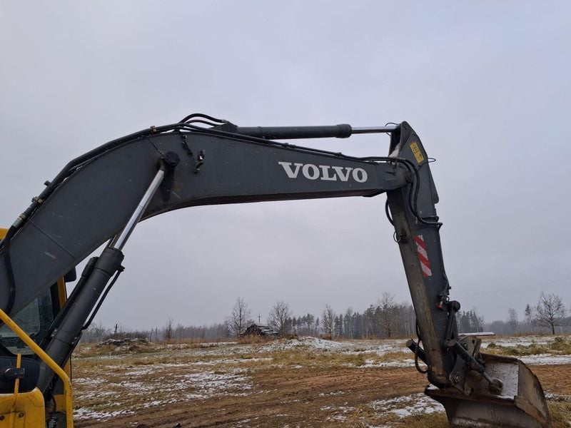 2007 Volvo EC210BLC Crawler Excavator