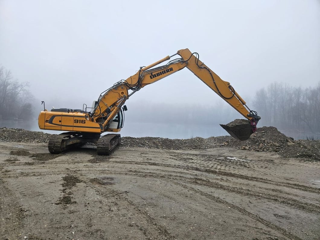 2010 Liebherr R916 LC LITRONIC Crawler Excavator