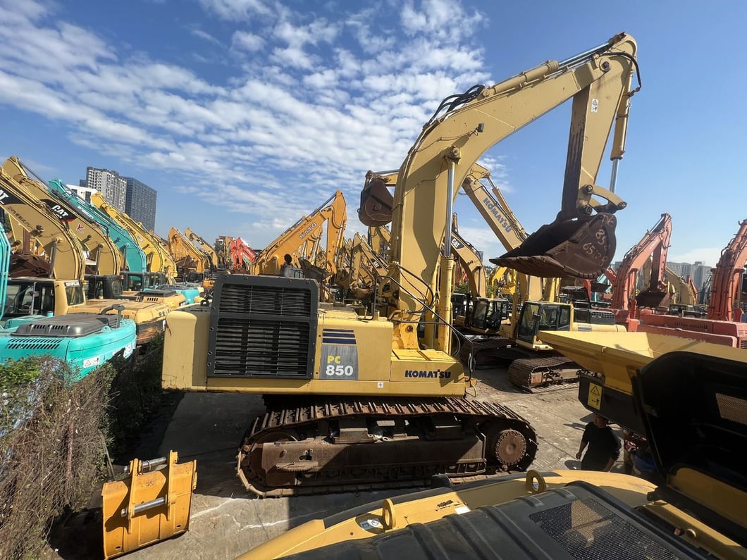 2013 Komatsu PC8508E0