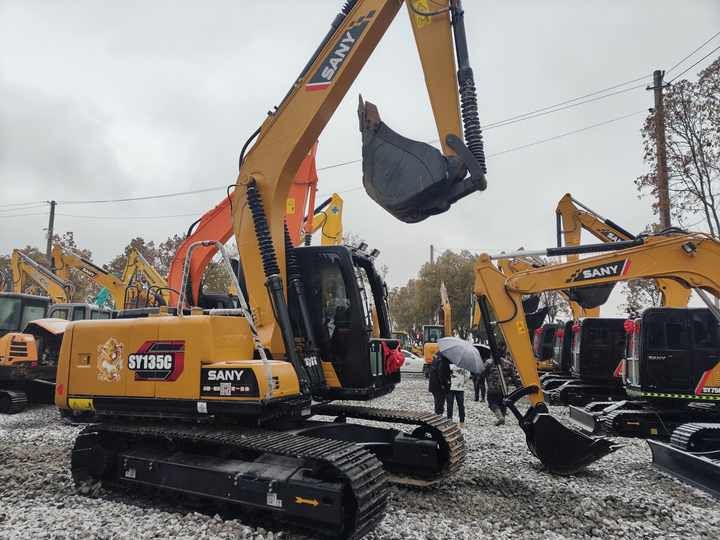 2022 Sany SY135 Crawler Excavator