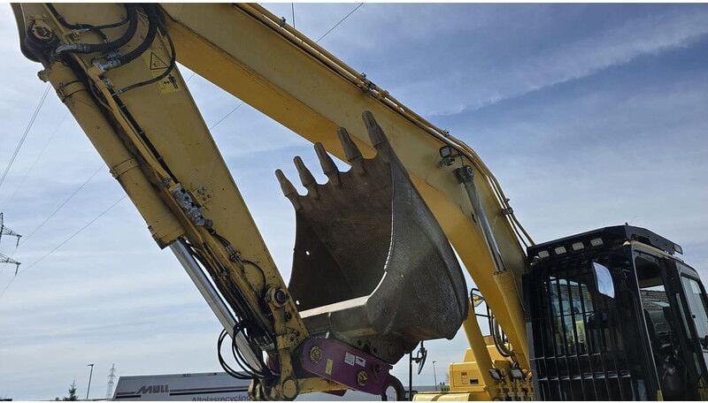 2017 Komatsu PC240 NLC-11