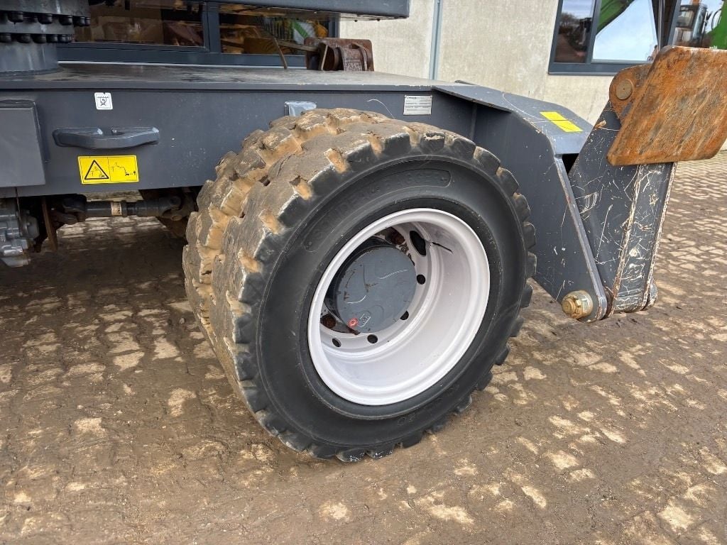 2018 Fuchs MHL331F Material Handler