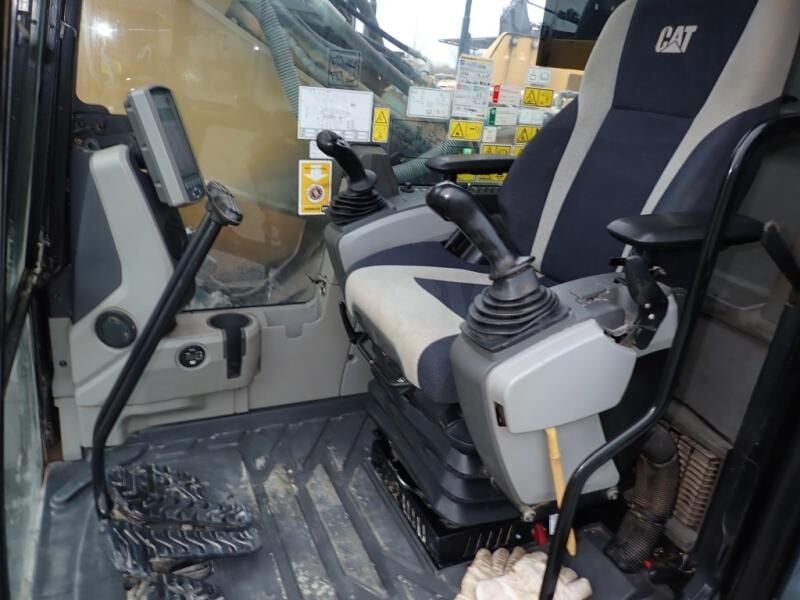 2018 Caterpillar 326FLN Crawler Excavator
