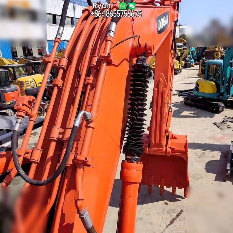 2020 Doosan DX225LC Crawler Excavator