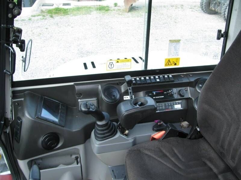 2020 Takeuchi TB260 Mini Excavator