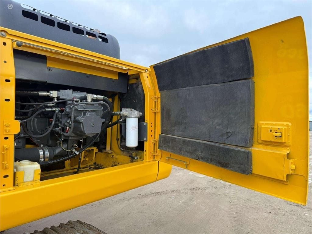 2017 Komatsu PC360LC-10 Crawler Excavator