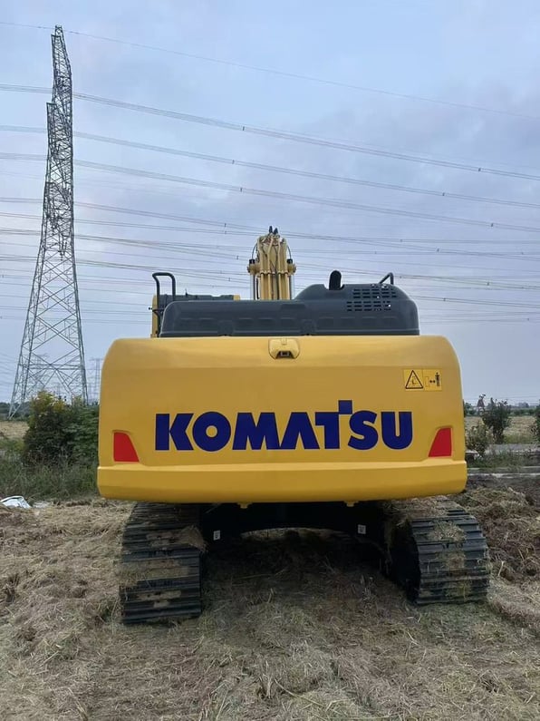 2025 Komatsu PC225LC-11MO Crawler Excavator