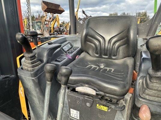 2017 Volvo ECR25D Mini Excavator