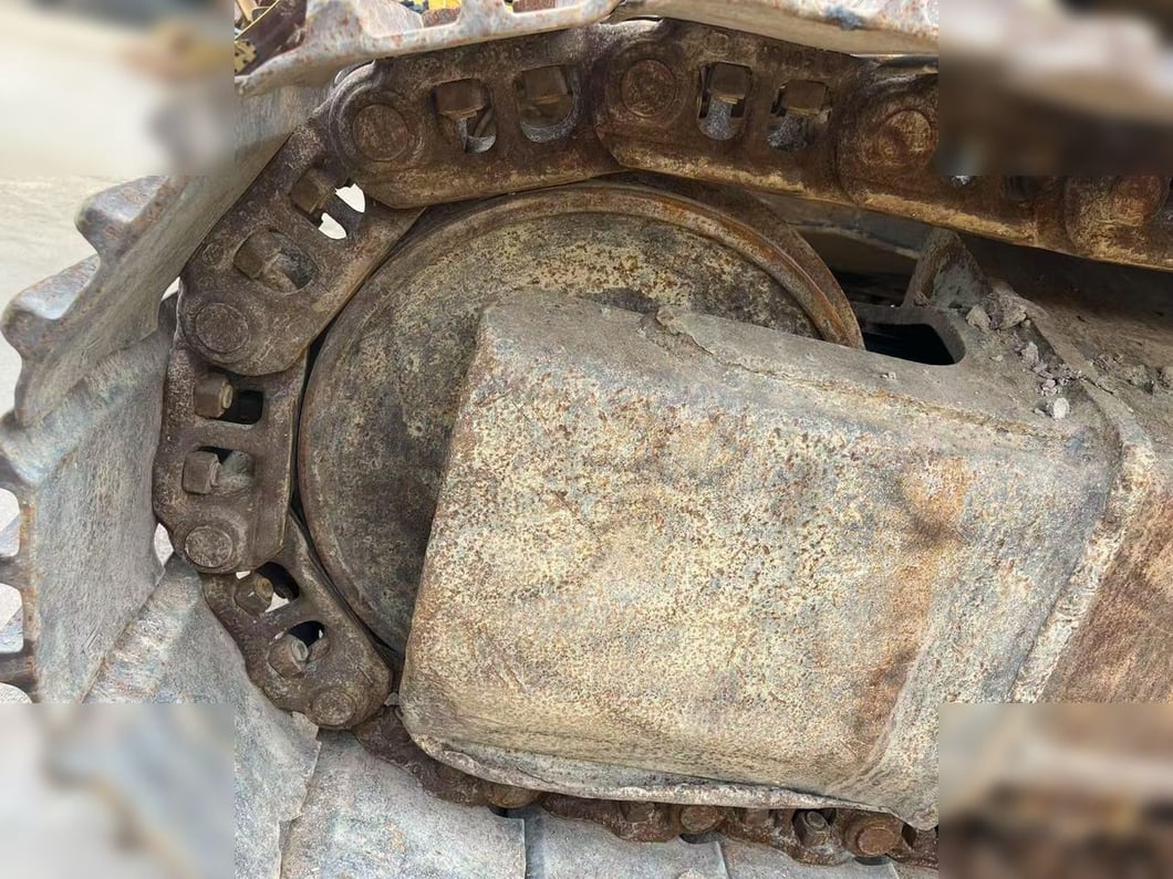2020 LiuGong CLG926E Crawler Excavator