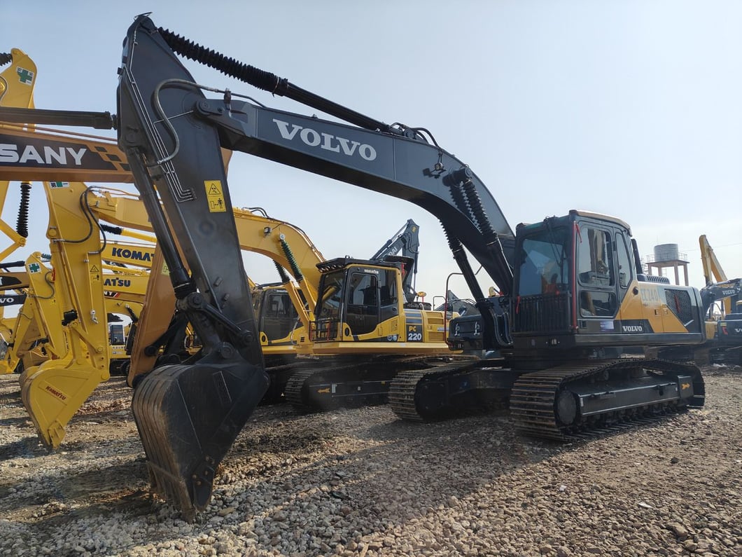2024 Volvo EC240 Crawler Excavator