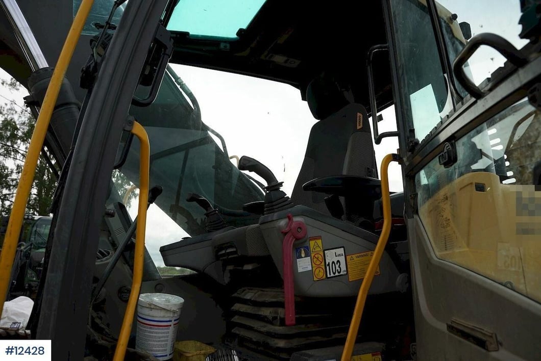 2008 Volvo EC240CL Crawler Excavator