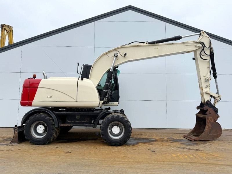 CAT M316D – Quick Coupler / Automatic Greasing (2011)