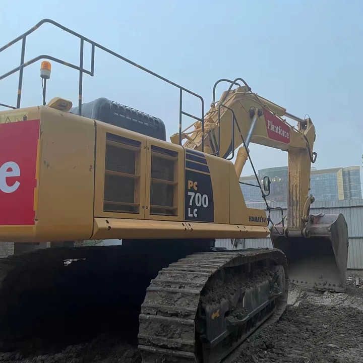 2020 Komatsu PC700 Crawler Excavator