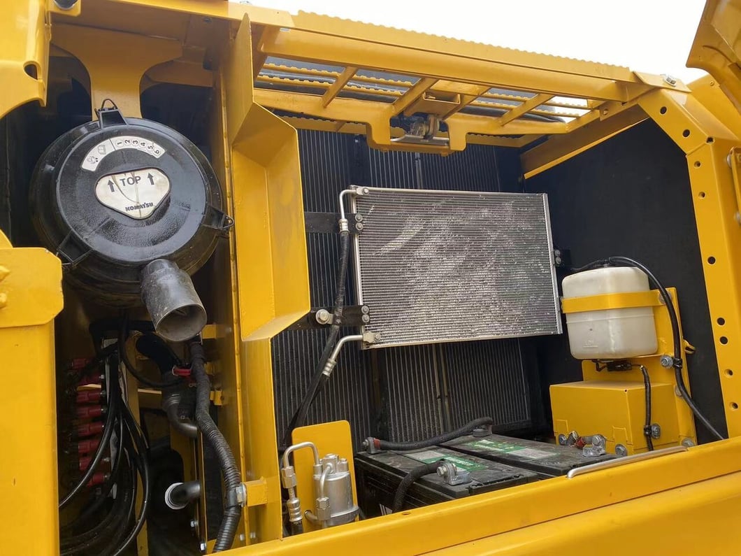 2022 Komatsu PC160 Crawler Excavator