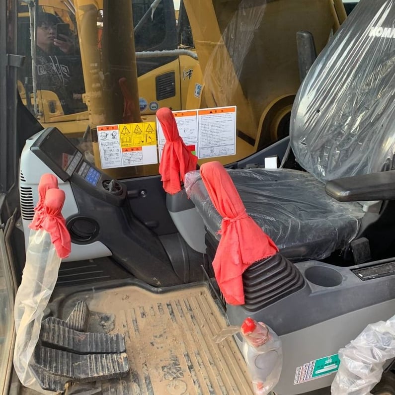 2023 Komatsu PC450-8 Crawler Excavator