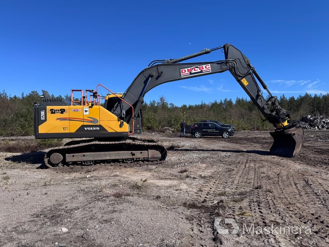 2018 Volvo EC250EL Crawler Excavator