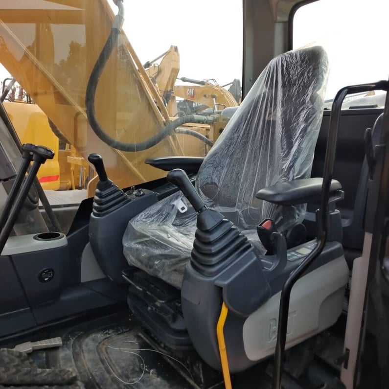 2024 Caterpillar 320D Crawler Excavator