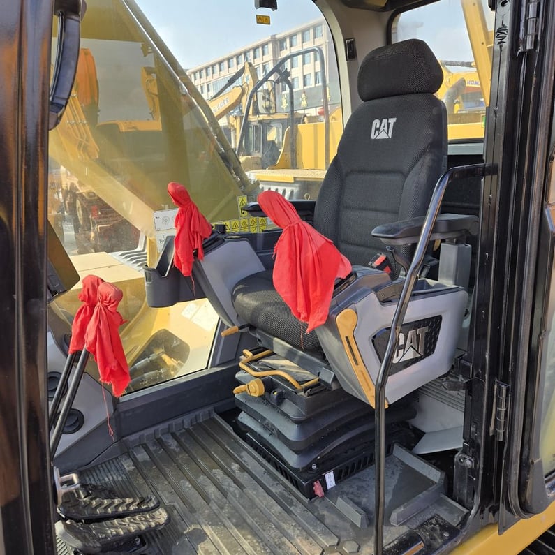 2022 Caterpillar 330GC Crawler Excavator