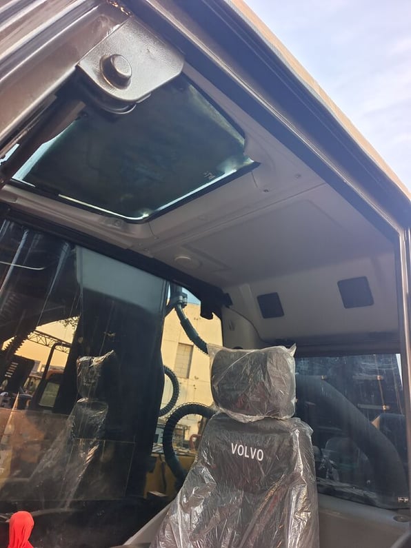 2025 Volvo EC350D Crawler Excavator