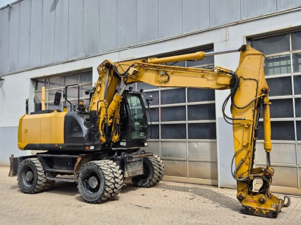 2016 Hitachi ZX170W-5 Wheel Excavator