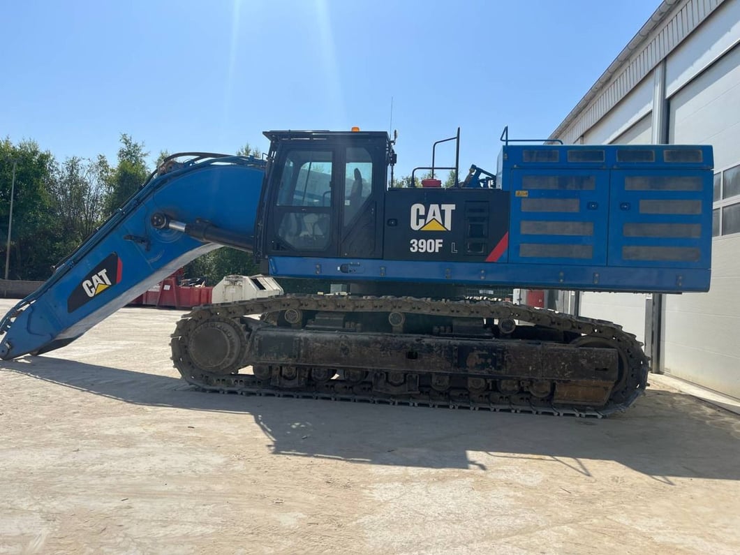 2019 Caterpillar 390F Crawler Excavator