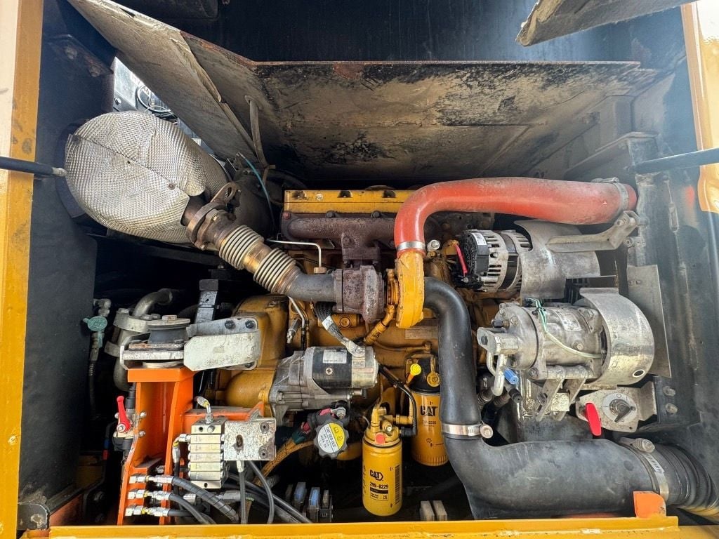 2016 Caterpillar 315 UNAC 22 TTR Wheel Excavator