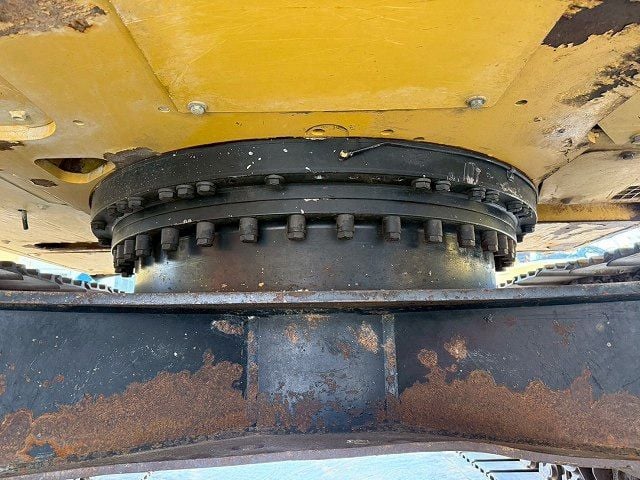 2016 Caterpillar 320E Crawler Excavator