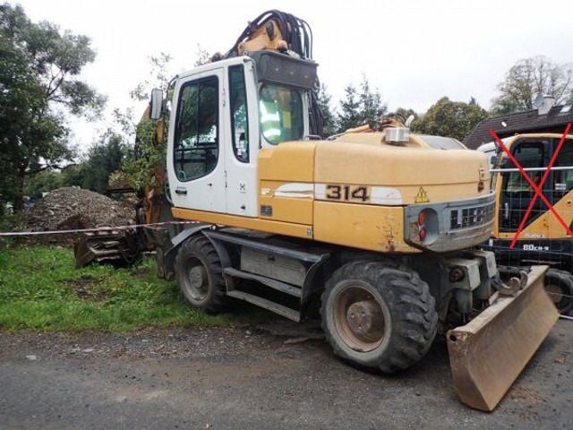 2011 Liebherr A314 Wheel Excavator