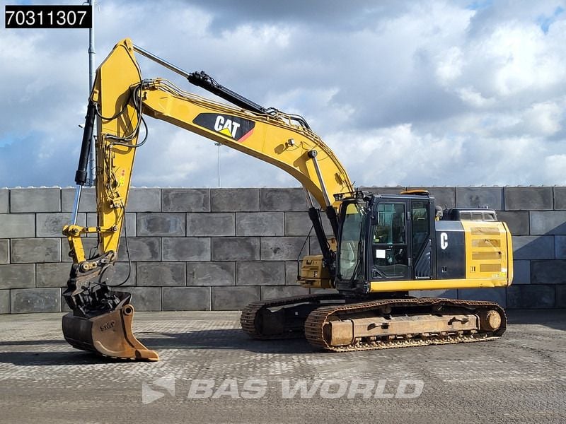 2017 Caterpillar 326FL Crawler Excavator